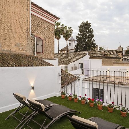 Selecta Apartments Los Venerables Seville Exterior photo